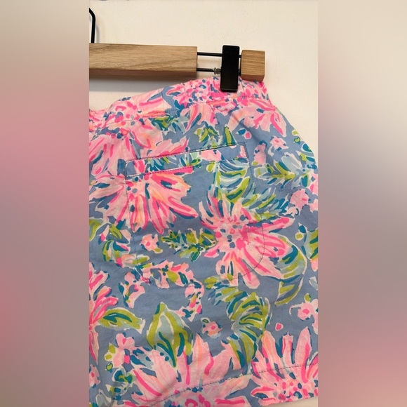 Lilly Pulitzer ocean view short in blue peri 
, sz small - Picture 8 of 10
